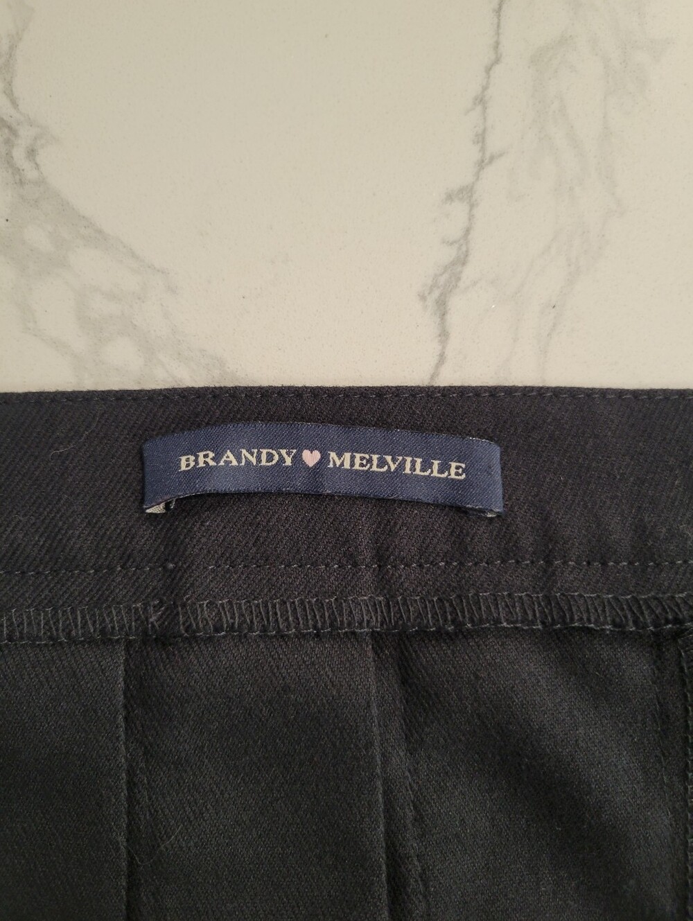 Brandy Melville Black Two Tab Pleated Dark Academia Mini Skirt One Size - Picture 4 of 9